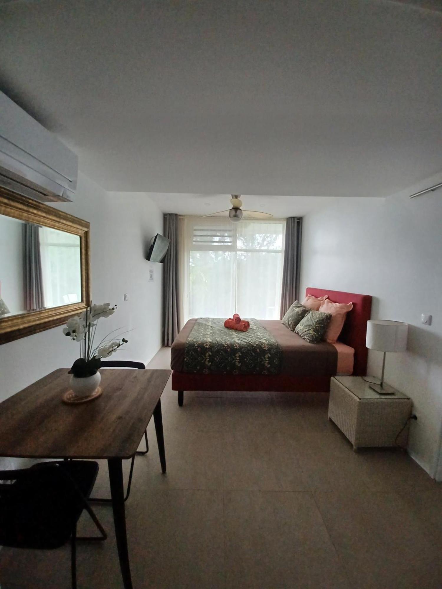 Logement Cosy Avec Piscine Et Vue Tahiti Punaauia ภายนอก รูปภาพ